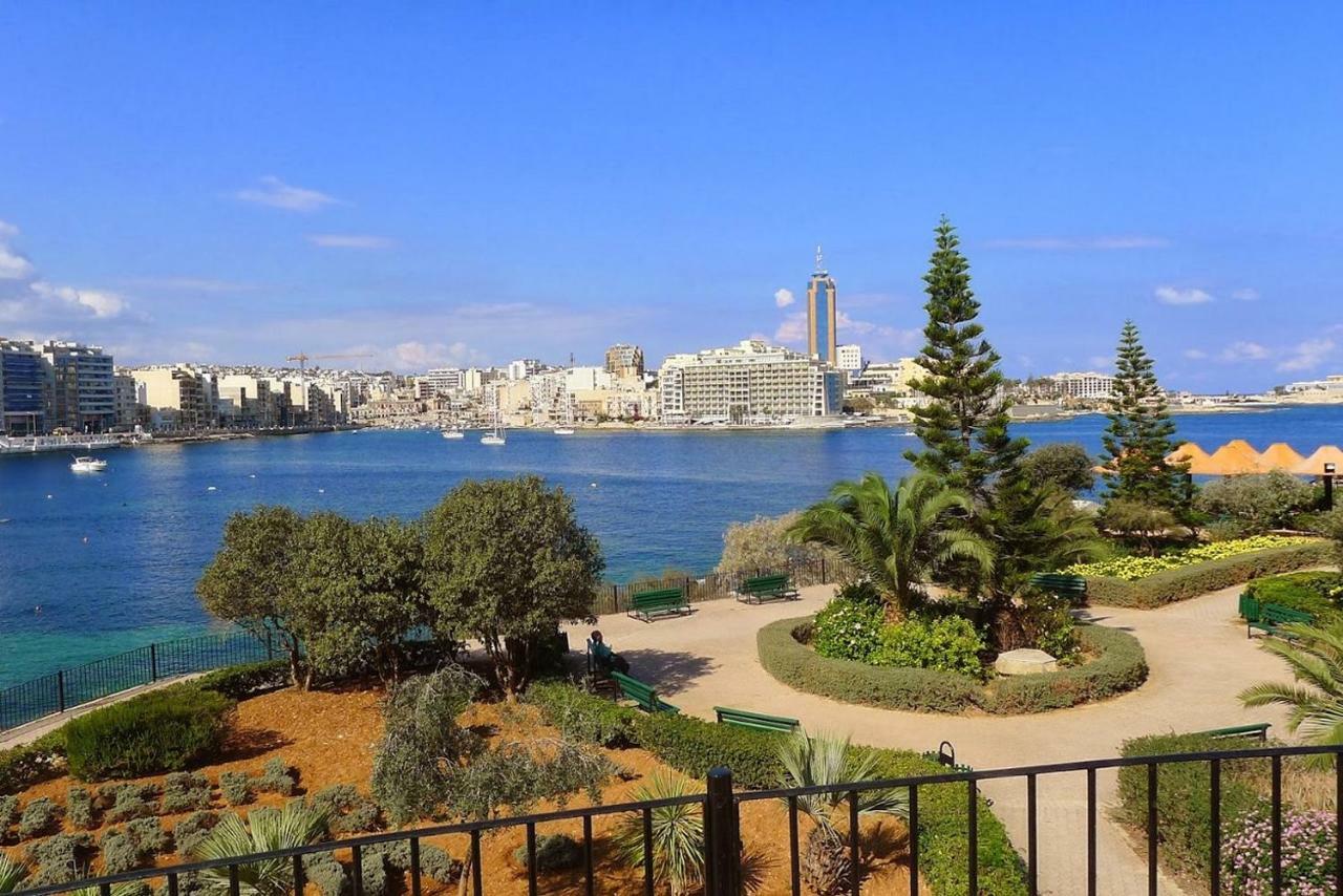 Stylish 2 Bedroom Apartment In An Amazing Location Sliema Esterno foto